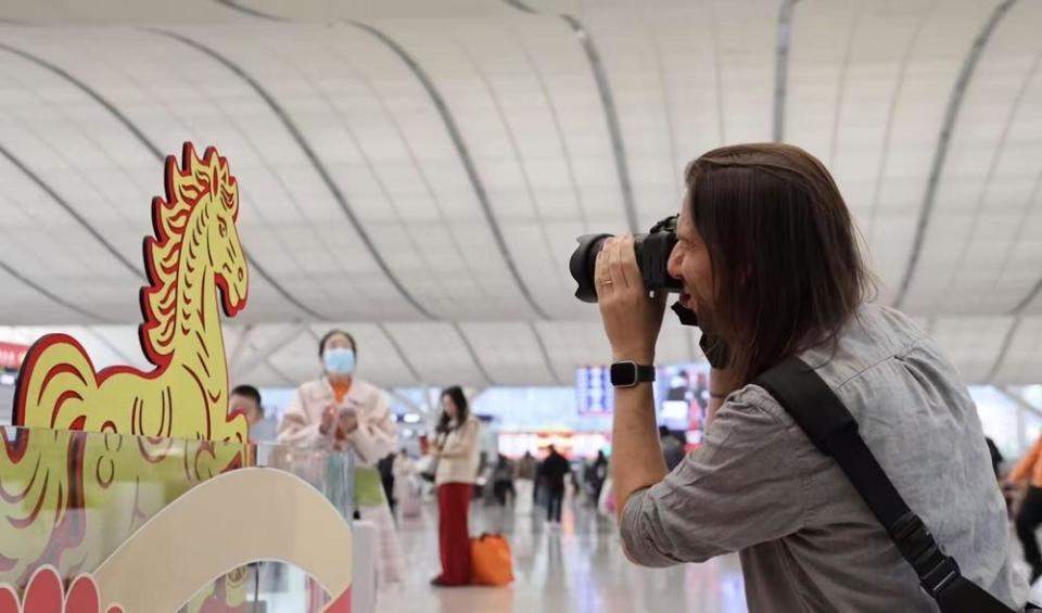 外国人也赶春运ChinaTravel说走就走