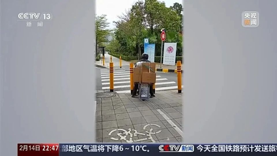 卷尺哥火到央视背后没有“大领导”