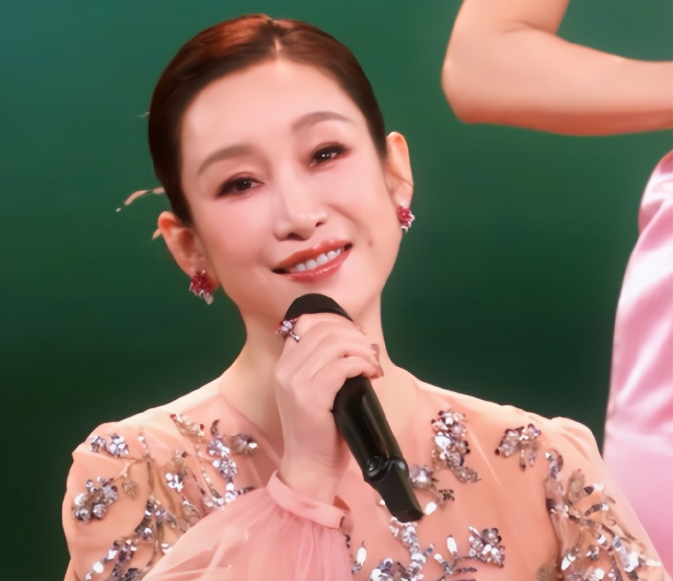 刘涛聊九登春晚感受