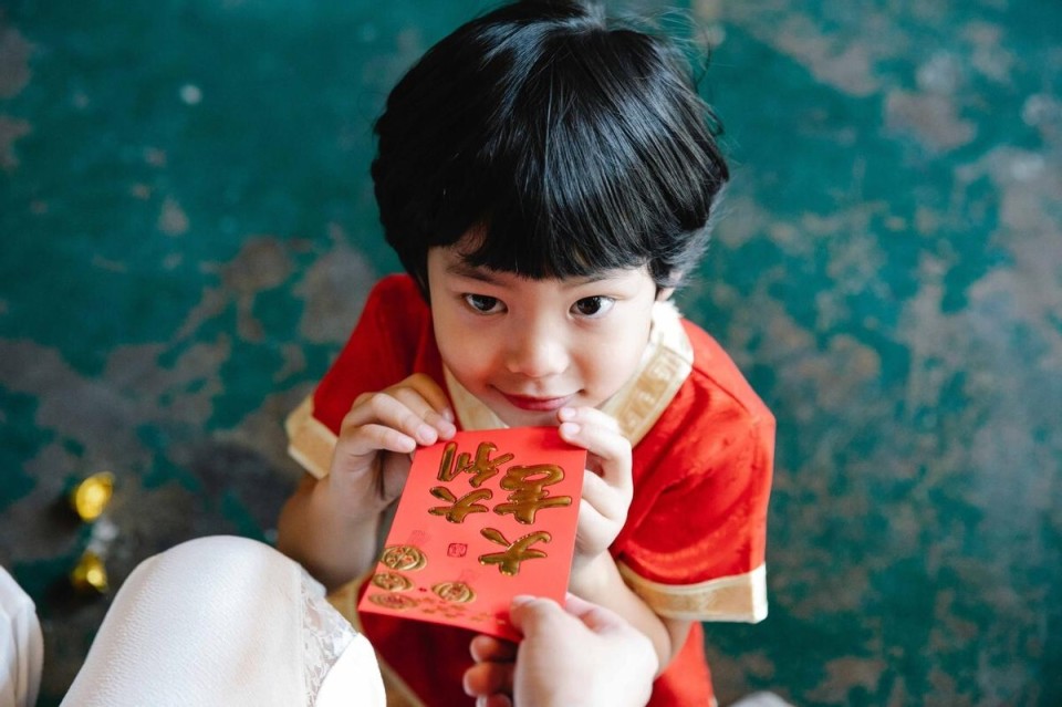 孩子的压岁钱谁来管更合适