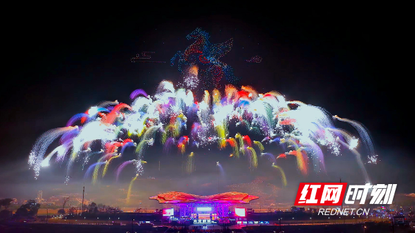 正月初五浏阳天空剧院盛焰同春