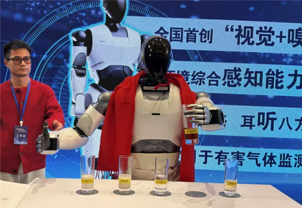 湖北机器人“大壮”能闻味儿了