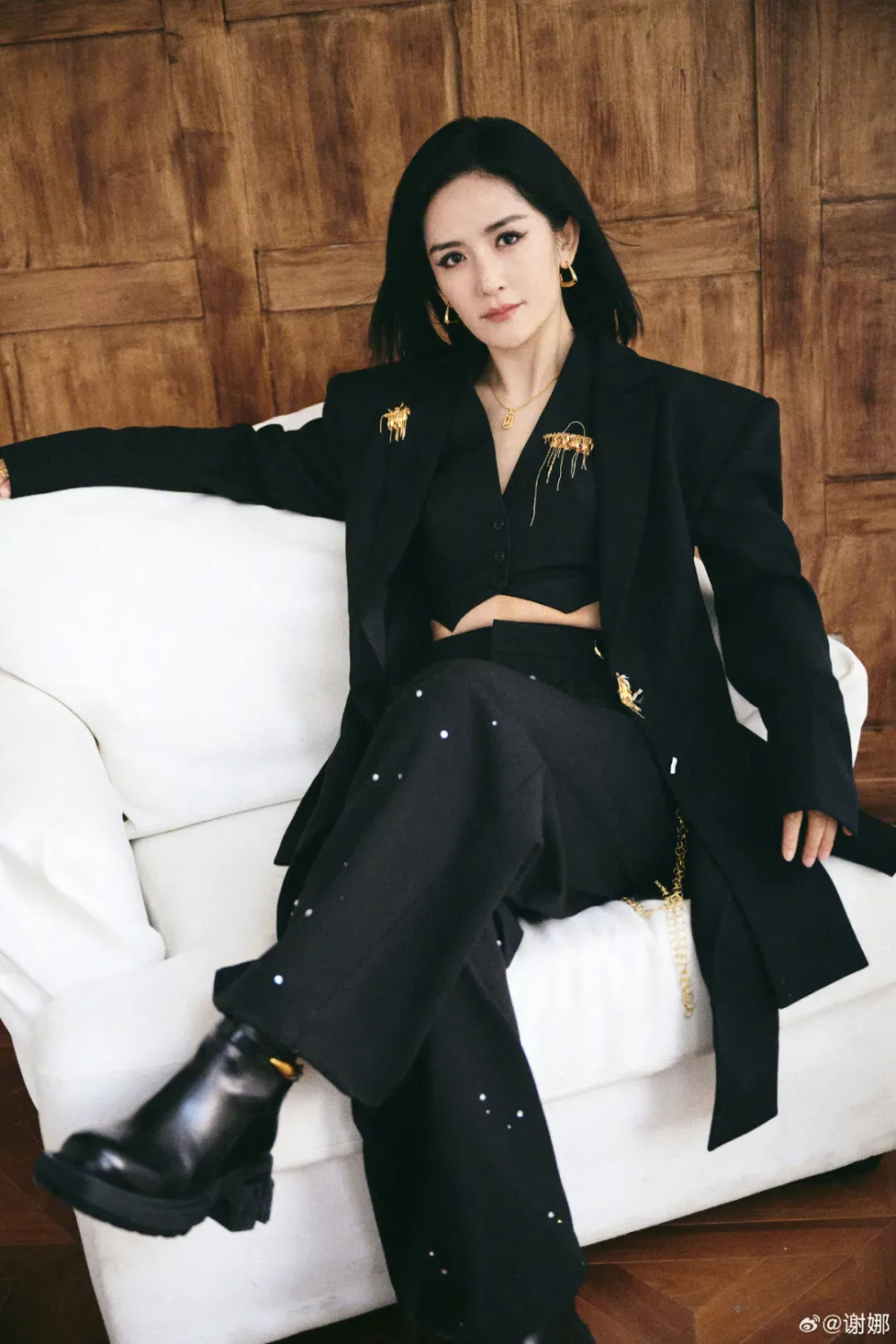 谢娜连带68个感叹号发文怒斥