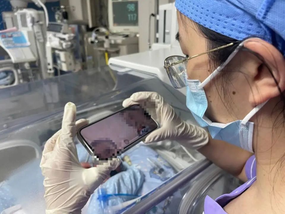 24岁女子成功诞下5胞胎