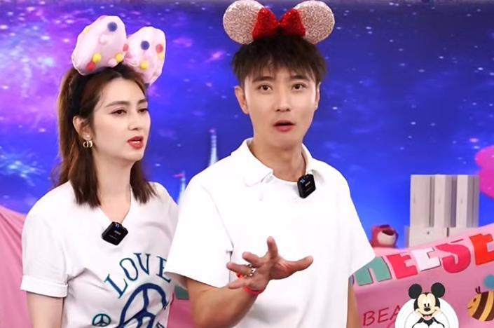 “全世界都在三二一上链接”