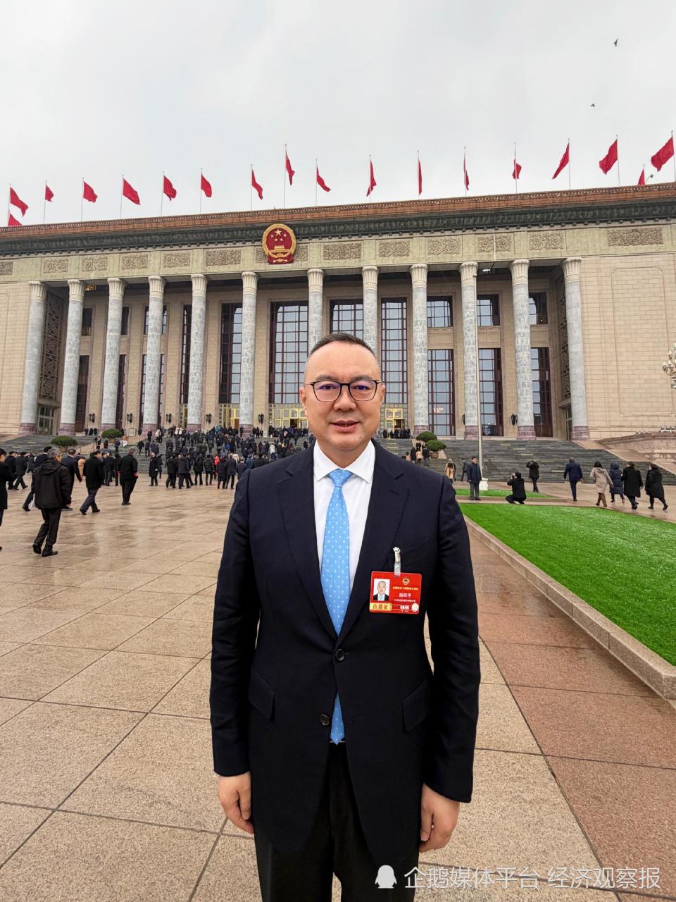 委员建议设立海外中国人学校