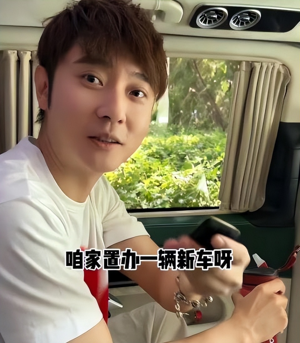 “全世界都在三二一上链接”