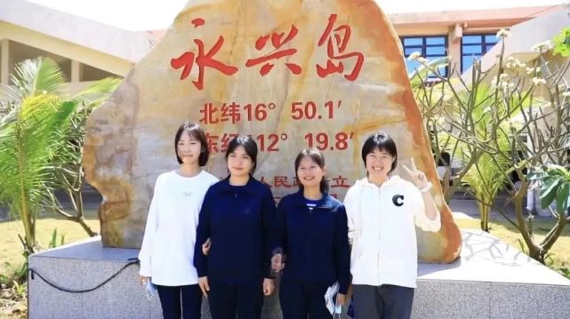 退伍士兵乘机返乡飞机绕岛盘旋两周