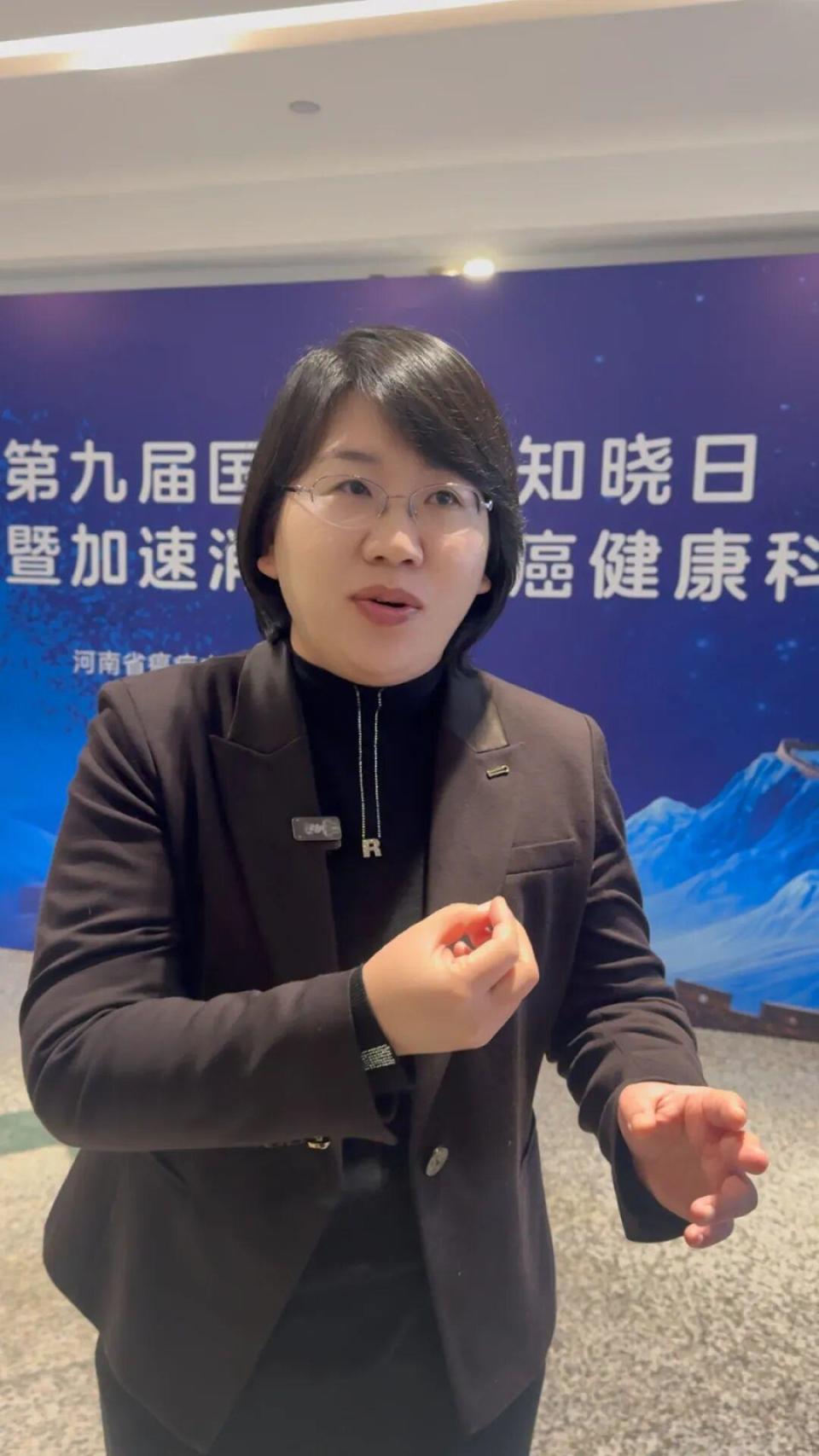 女子长期熬夜压力大患3种癌症