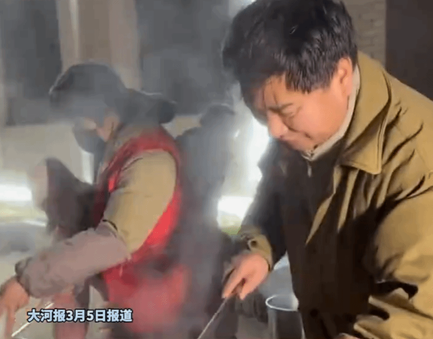 《武林外传》的乞丐小米成了真大侠