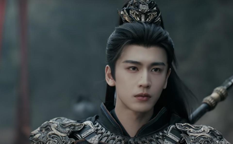 “粉底液将军”被嘲冤不冤