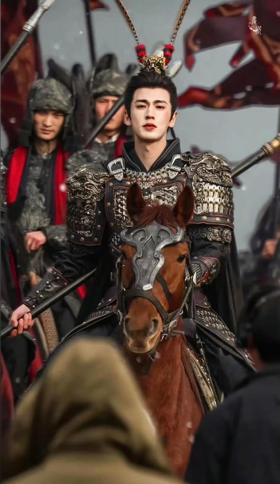 “粉底液将军”被嘲冤不冤